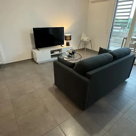 Luxueux 5 Pc, Jacuzzi, Rooftop, Terrasse, Clim Apartman