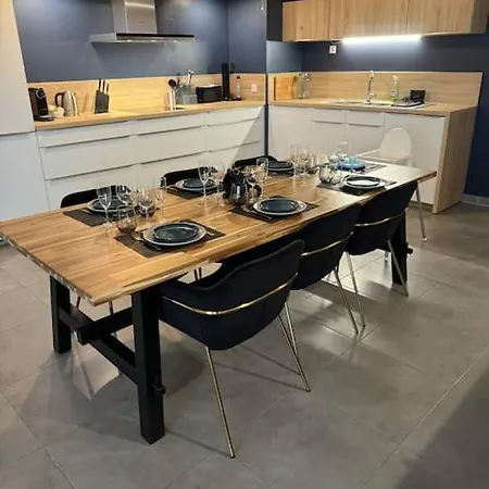 Apartman Luxueux 5 Pc, Jacuzzi, Rooftop, Terrasse, Clim *