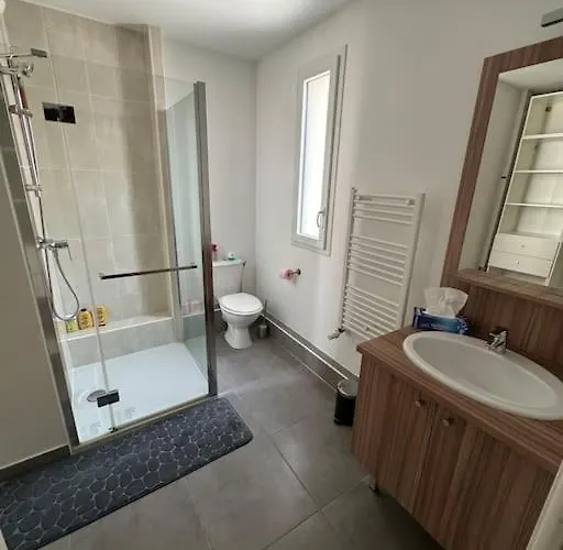 شقة Luxueux 5 Pc, Jacuzzi, Rooftop, Terrasse, Clim *