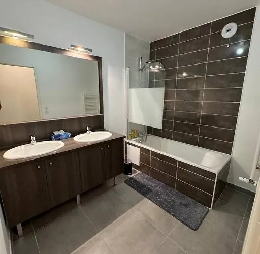 شقة Luxueux 5 Pc, Jacuzzi, Rooftop, Terrasse, Clim *